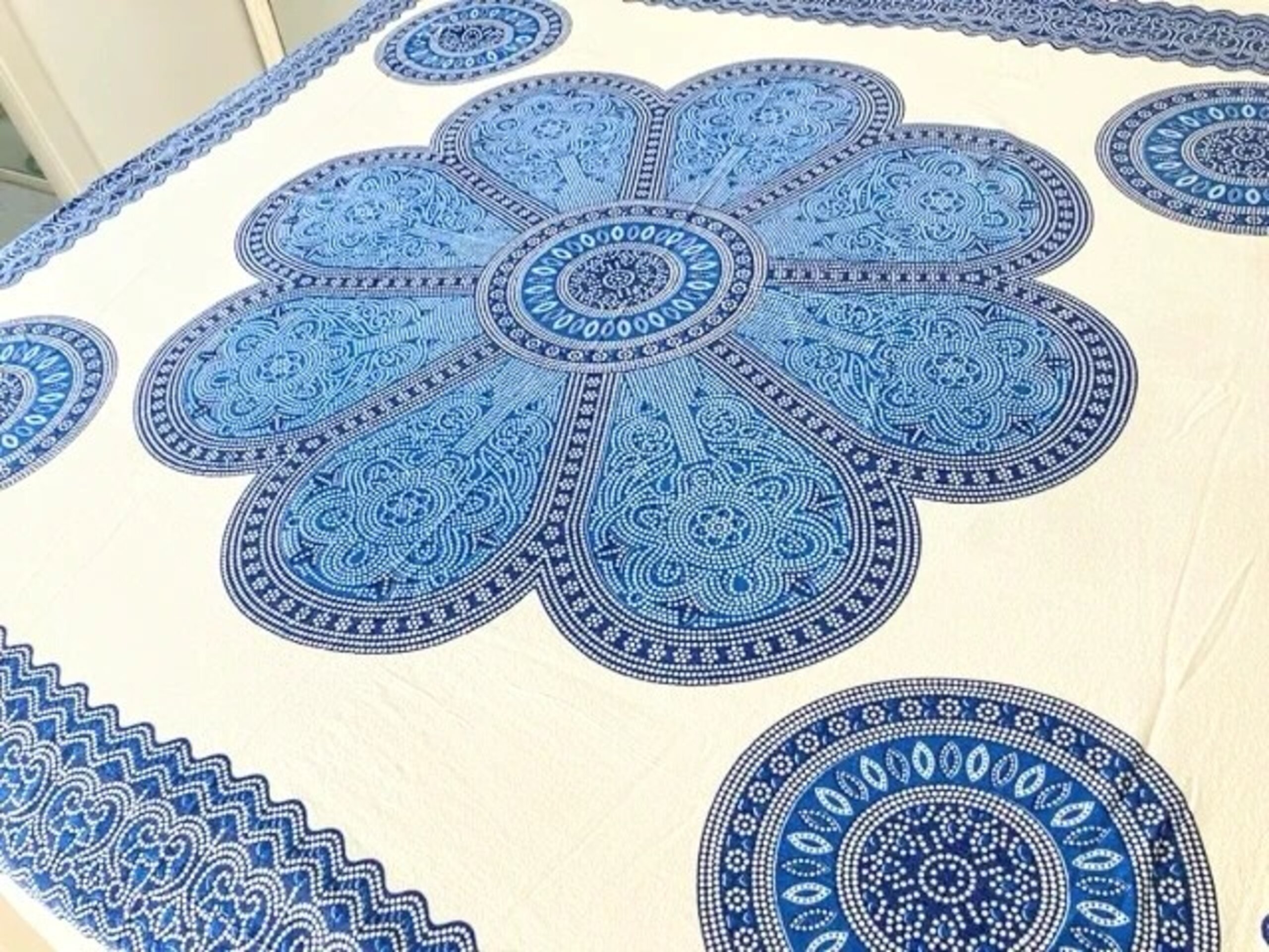 Mandala Roseta azul flecos - 3